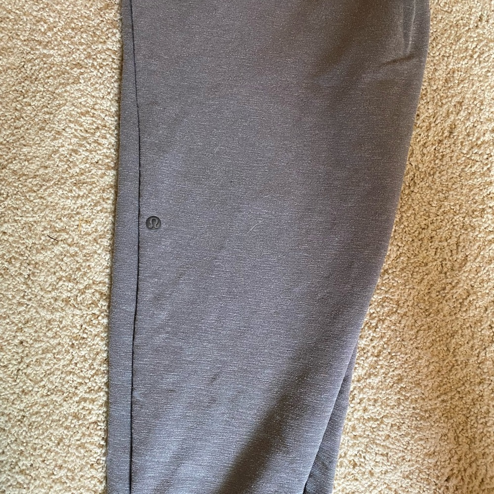 Men’s lululemon sweatpants XL